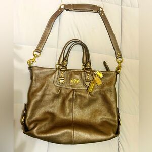 Coach “Julianne” shoulder bag 
Removable strap